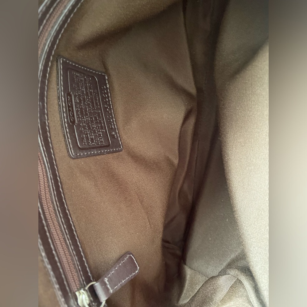 Vintage Coach Tan and Brown Signature Shoulder Bag - Picture 5 of 8